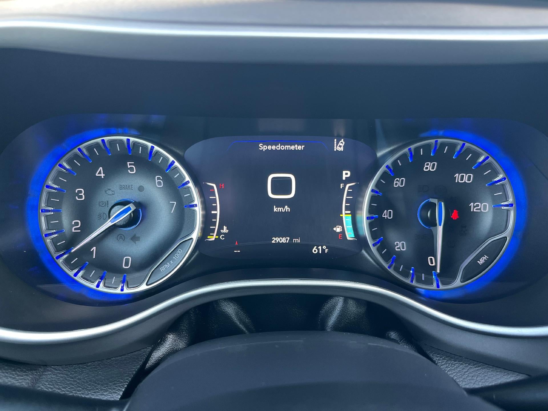 2025 Chrysler Pacifica Select