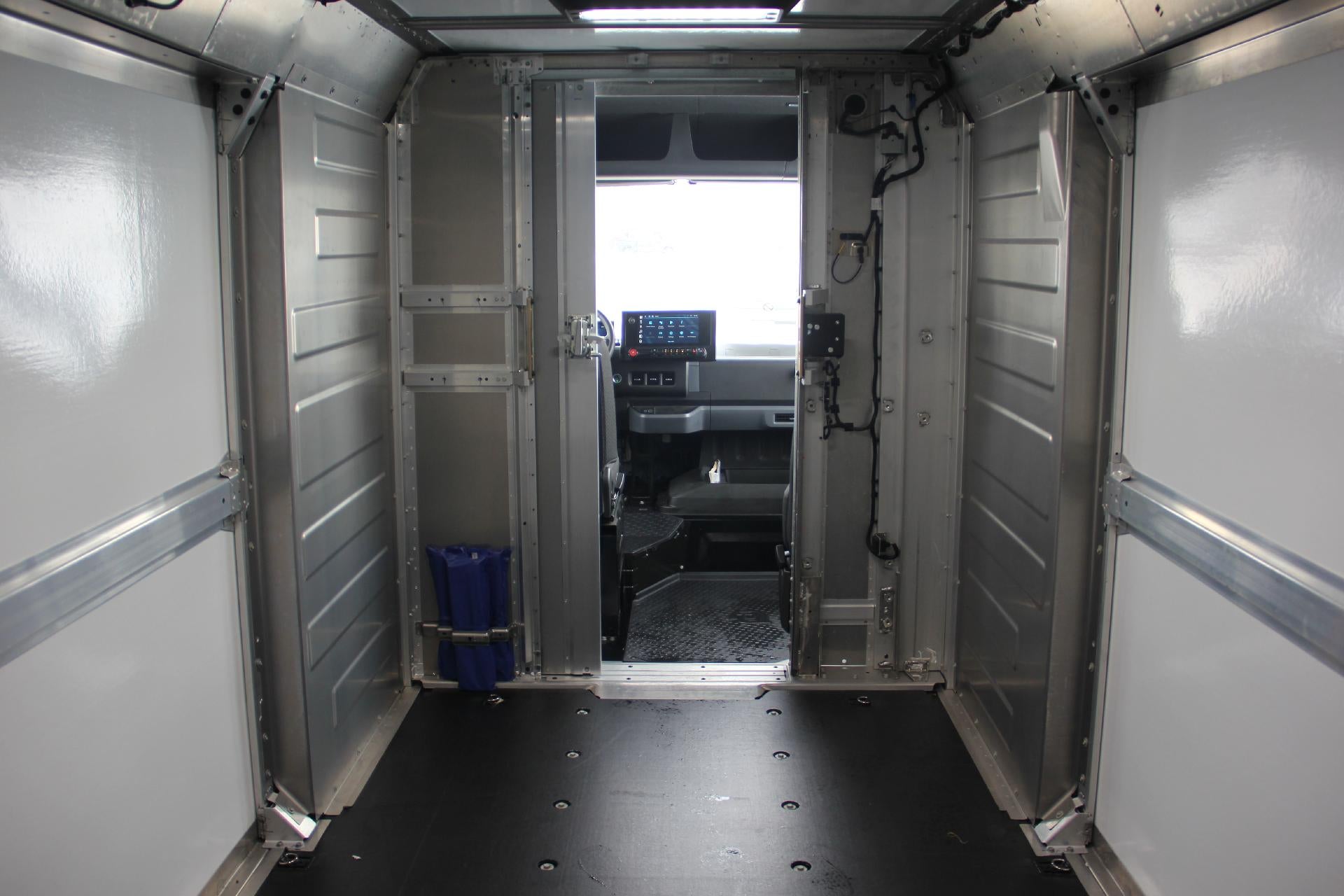 2024 BrightDrop Zevo 600 Base