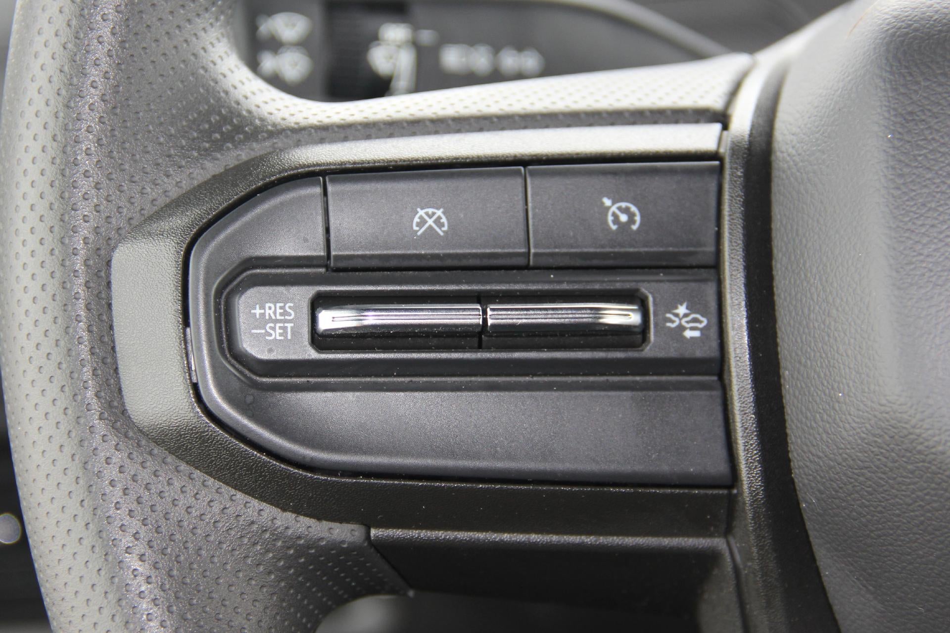 2024 BrightDrop Zevo 600 Base