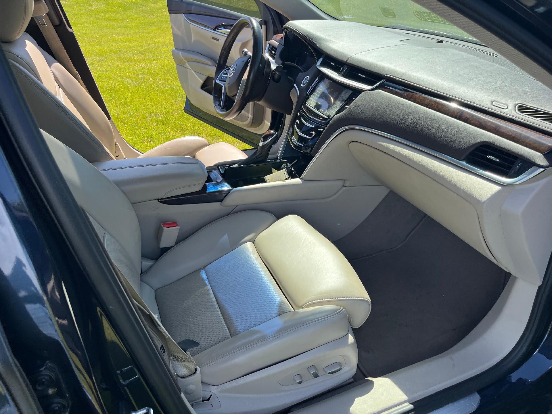 2013 Cadillac XTS Luxury