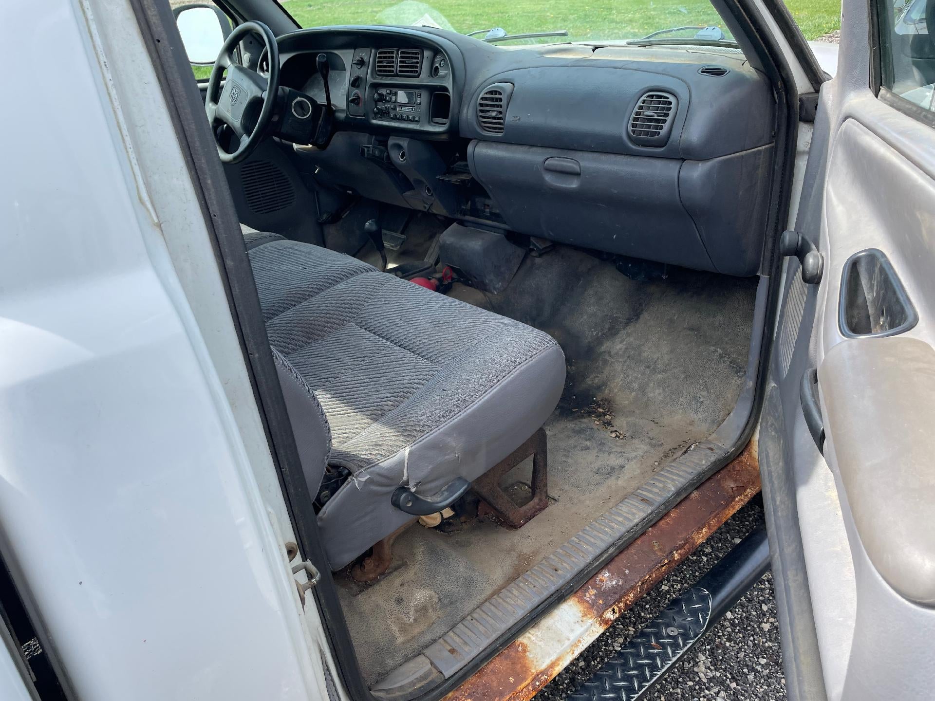 1999 Dodge Ram 2500 Base