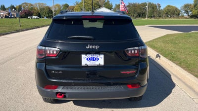 2025 Jeep Compass Trailhawk