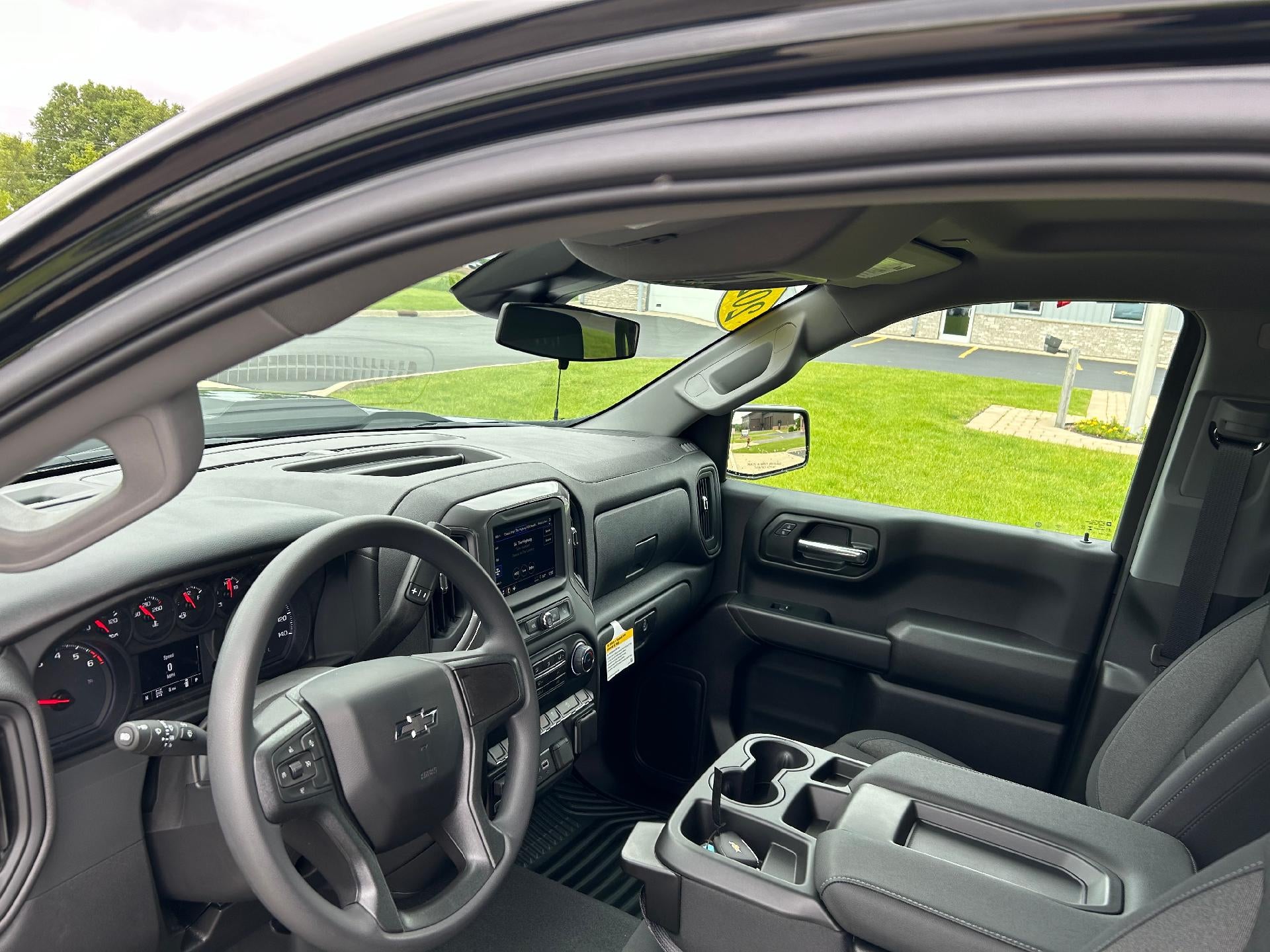 2024 Chevrolet Silverado 1500 Custom Trail Boss