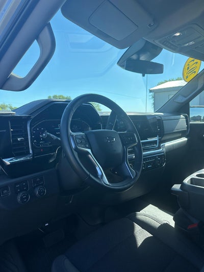 2023 Chevrolet Silverado 1500 Crew Cab Short Box 4-Wheel Drive LT Trail Boss