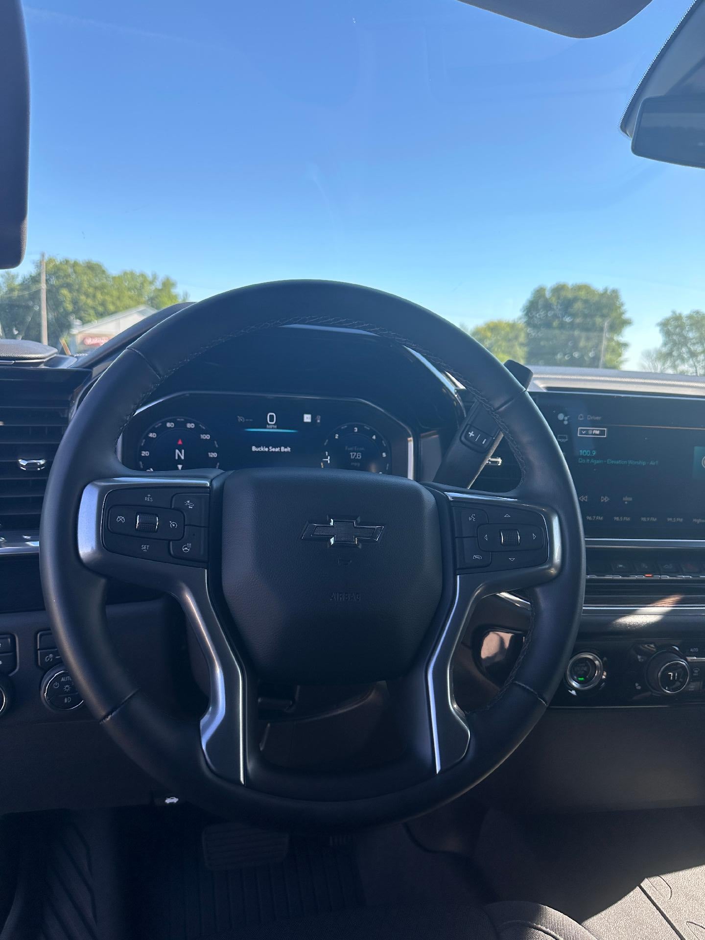 2023 Chevrolet Silverado 1500 Crew Cab Short Box 4-Wheel Drive LT Trail Boss