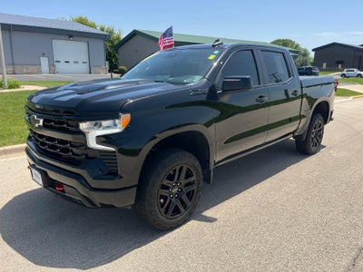 2022 Chevrolet Silverado 1500 Crew Cab Short Box 4-Wheel Drive LT Trail Boss