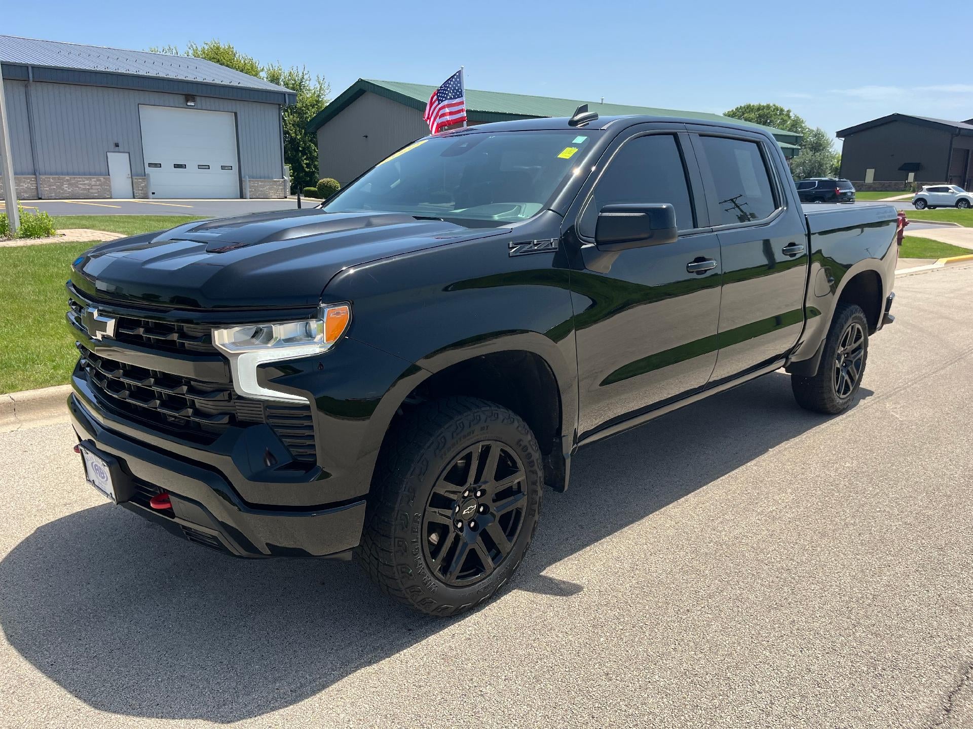 2022 Chevrolet Silverado 1500 Crew Cab Short Box 4-Wheel Drive LT Trail Boss