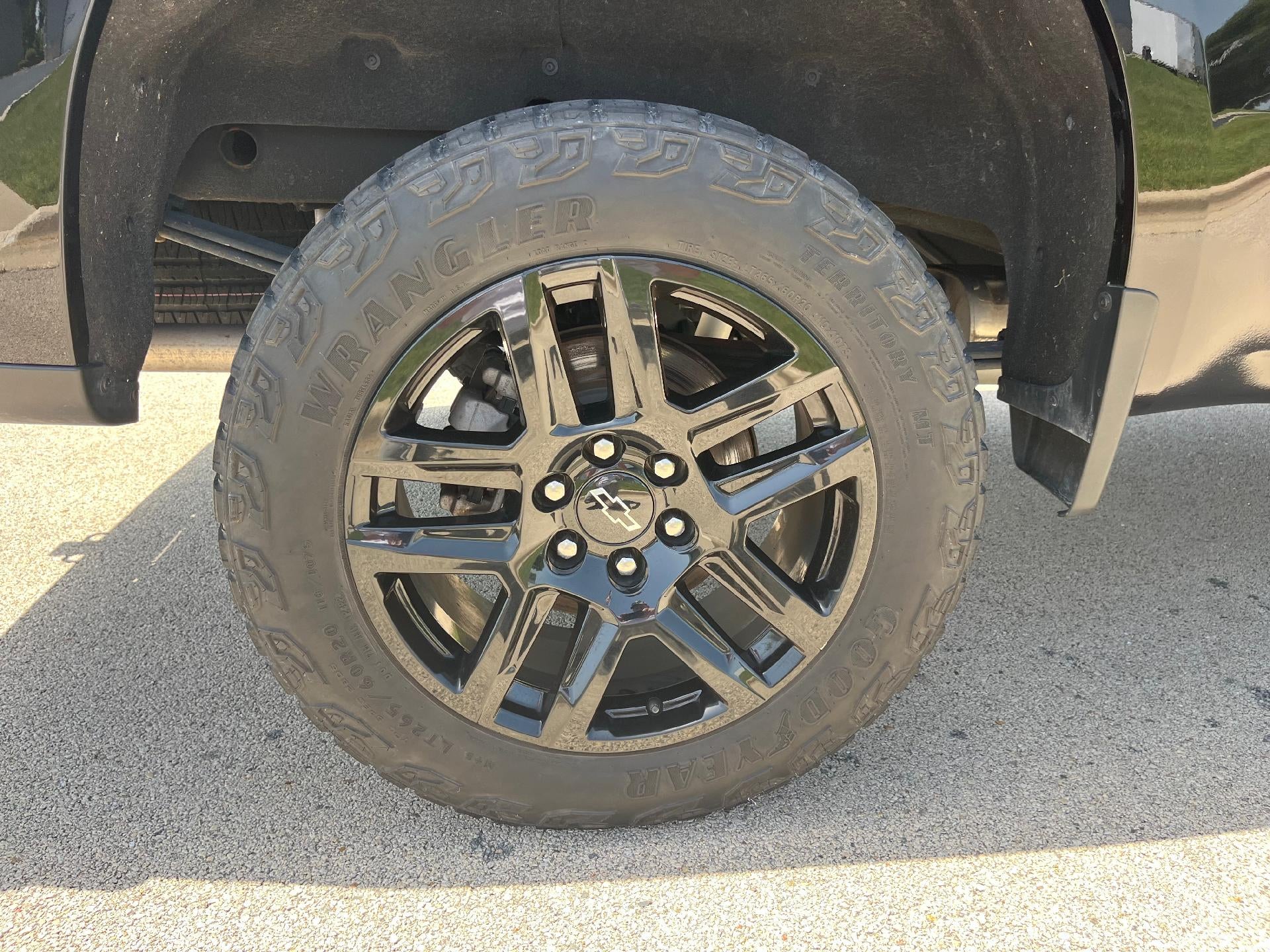 2022 Chevrolet Silverado 1500 Crew Cab Short Box 4-Wheel Drive LT Trail Boss