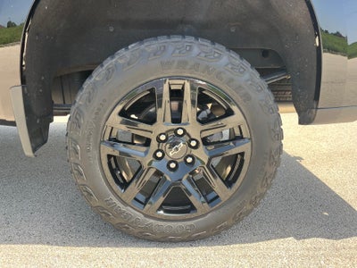 2022 Chevrolet Silverado 1500 Crew Cab Short Box 4-Wheel Drive LT Trail Boss