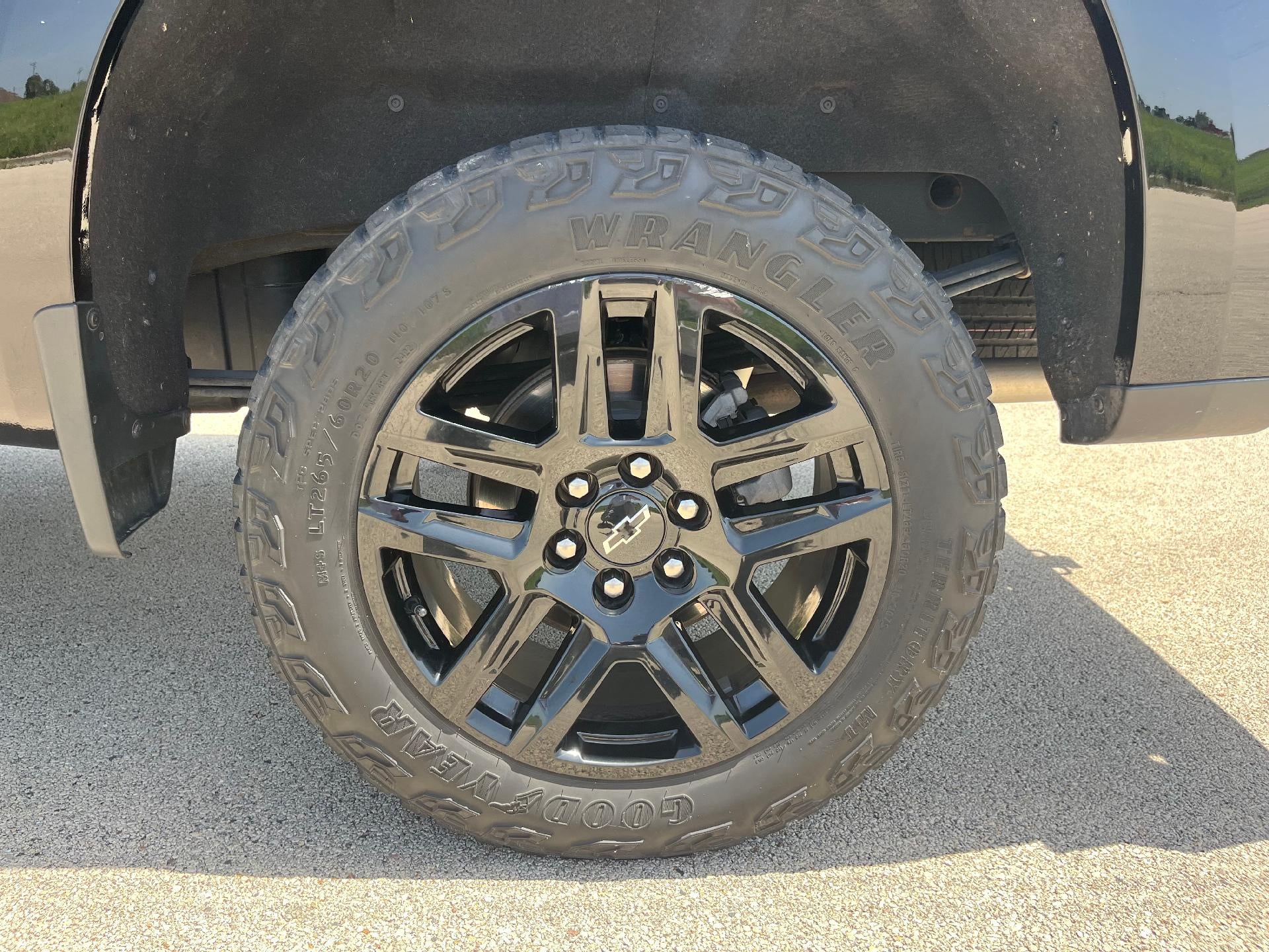 2022 Chevrolet Silverado 1500 Crew Cab Short Box 4-Wheel Drive LT Trail Boss