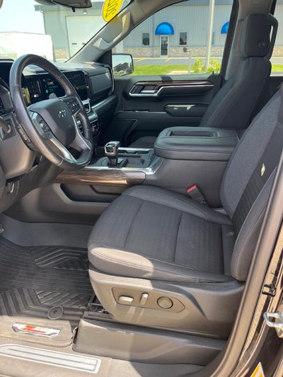2022 Chevrolet Silverado 1500 Crew Cab Short Box 4-Wheel Drive LT Trail Boss