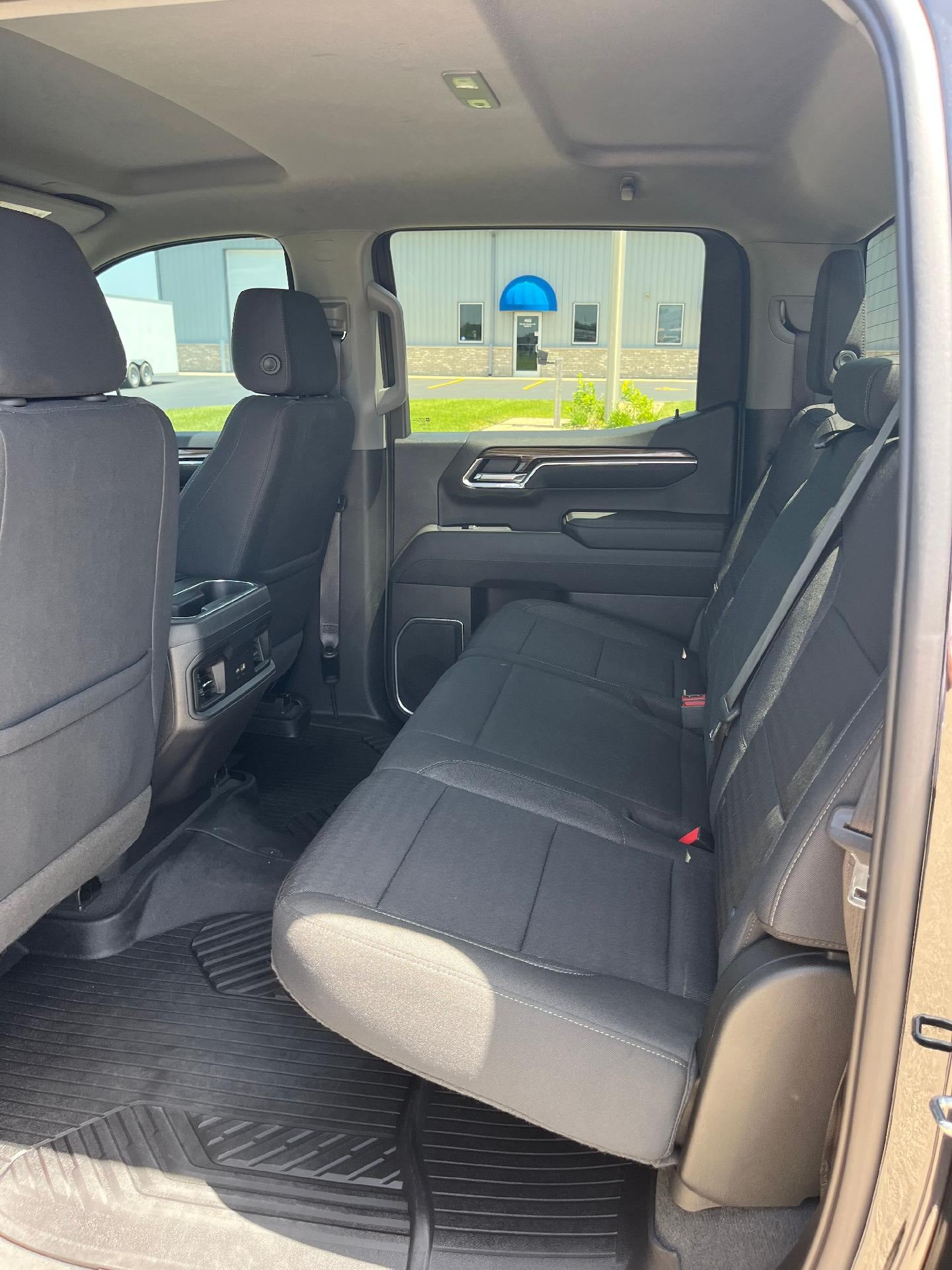 2022 Chevrolet Silverado 1500 Crew Cab Short Box 4-Wheel Drive LT Trail Boss