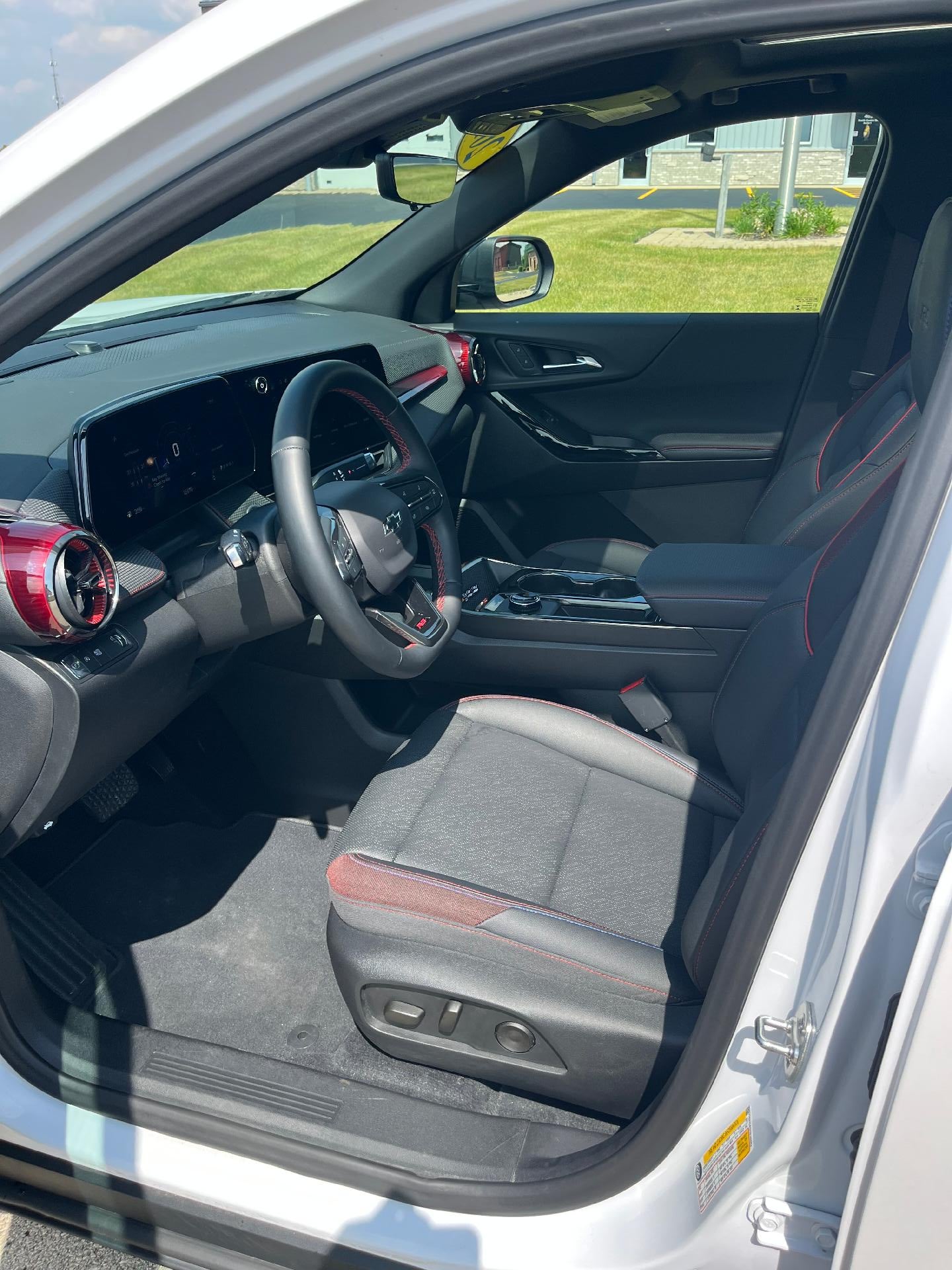 2025 Chevrolet Equinox FWD RS