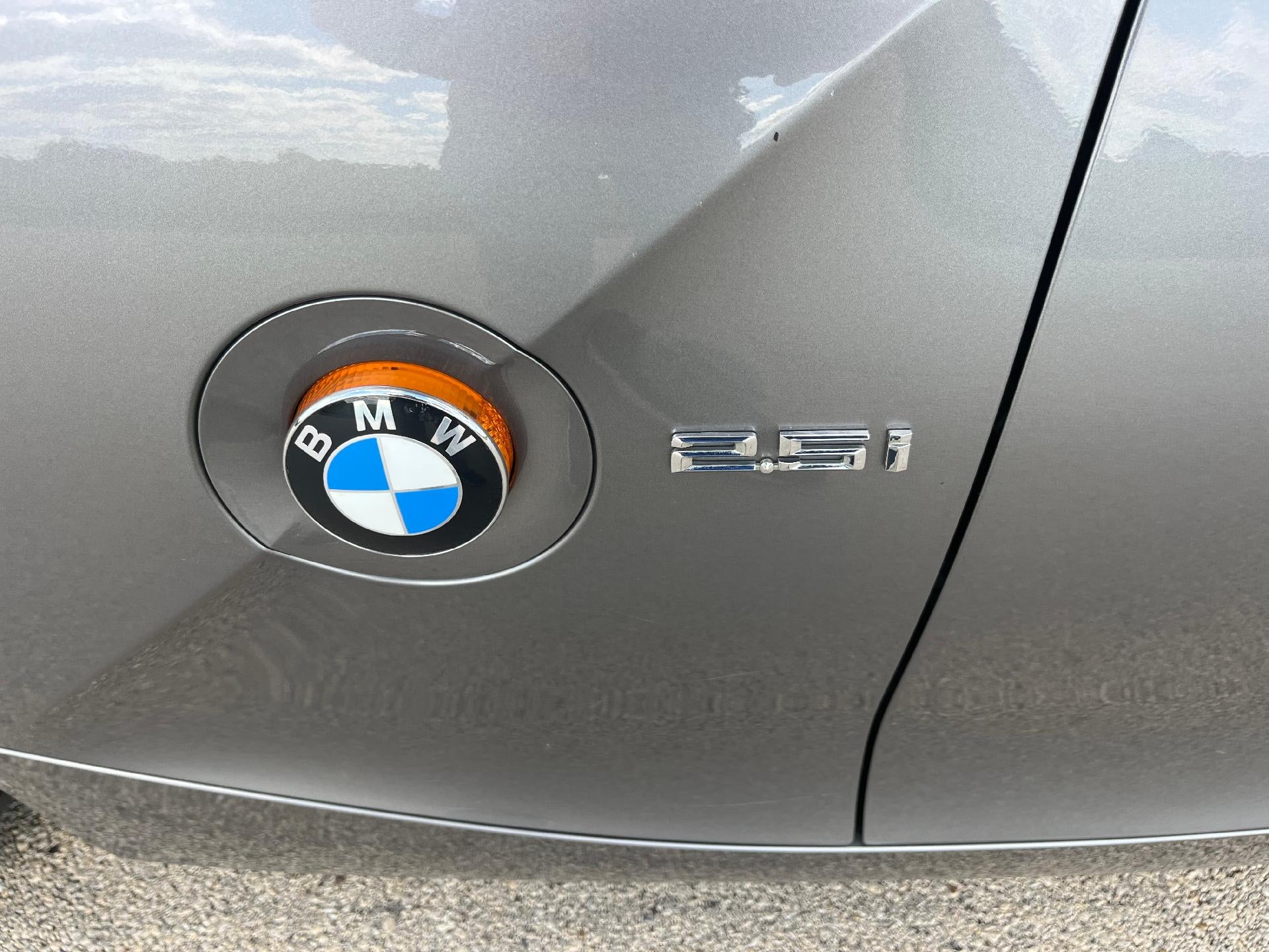 2004 BMW Z4 2.5i