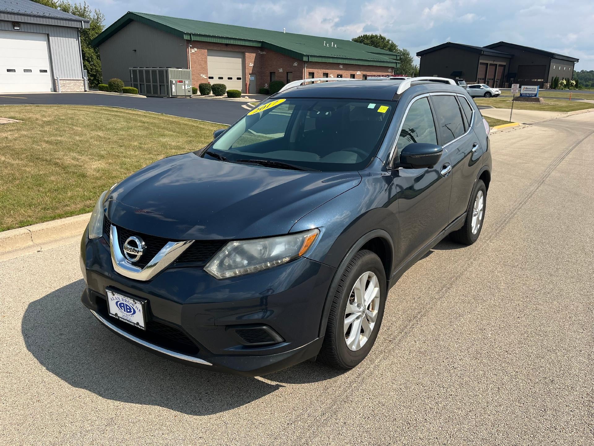 2016 Nissan Rogue SV