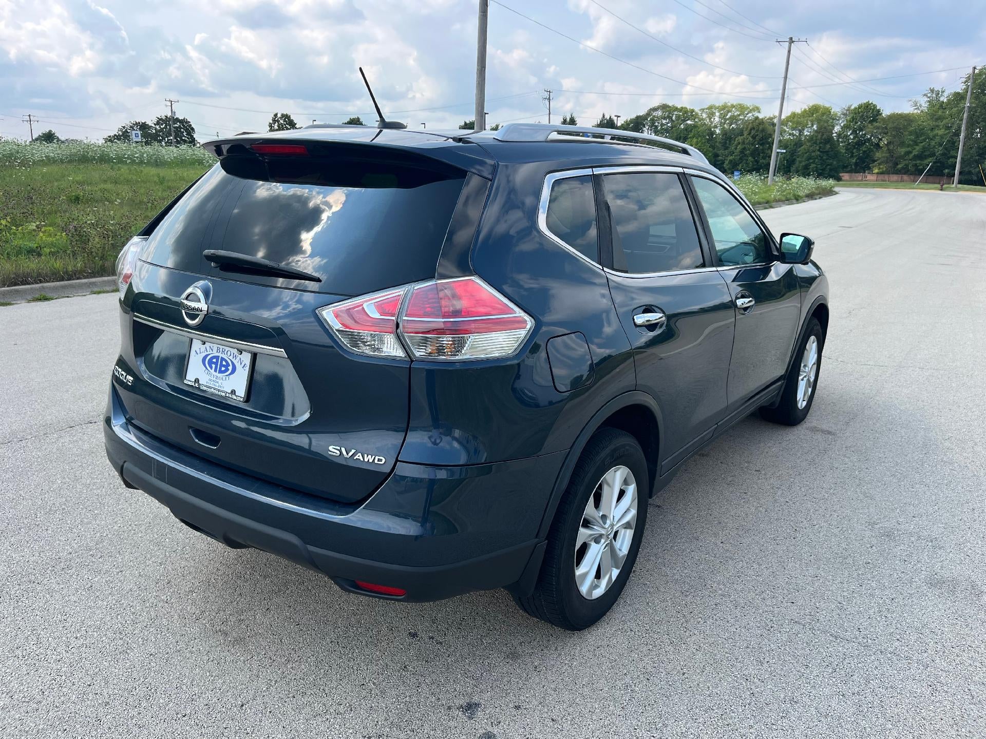 2016 Nissan Rogue SV