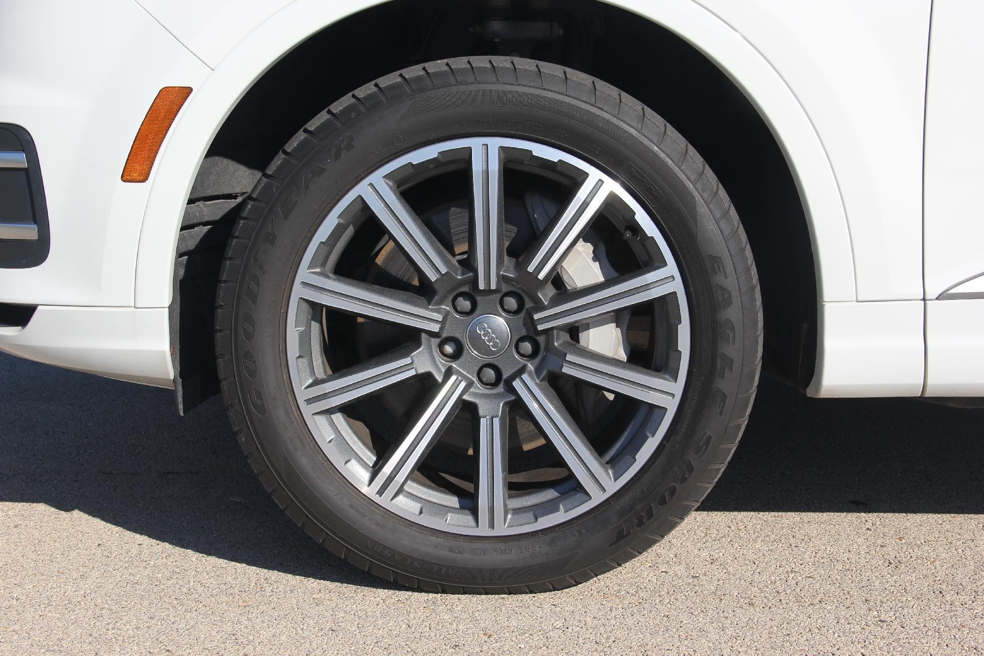 2017 Audi Q7 Premium Plus