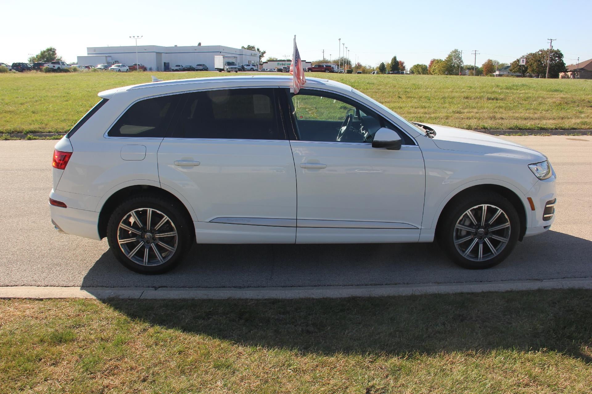 2017 Audi Q7 Premium Plus